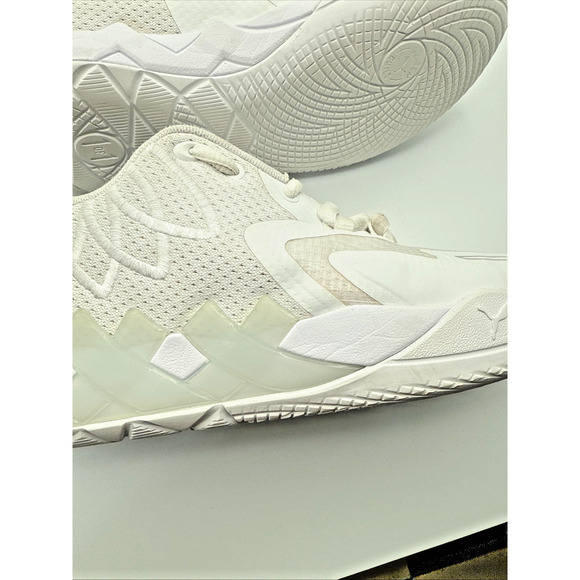 Puma LaMelo Ball MB.01 377368-04 Sneakers Men 6.5 Triple White Basketball Shoes - Picture 16 of 16